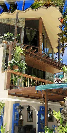 Swipers Inn Boracay